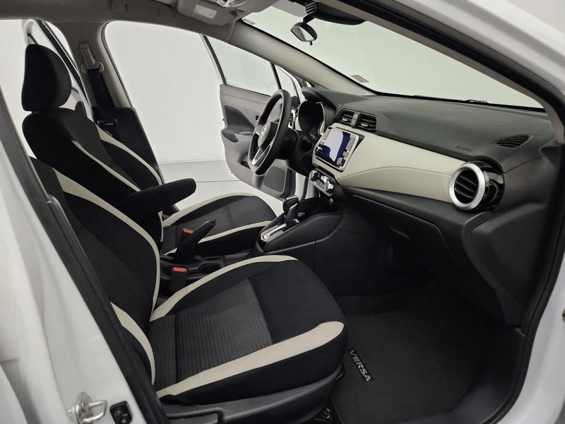 2021 Nissan Versa SV Android Auto Apple CarPlay 173 B/W