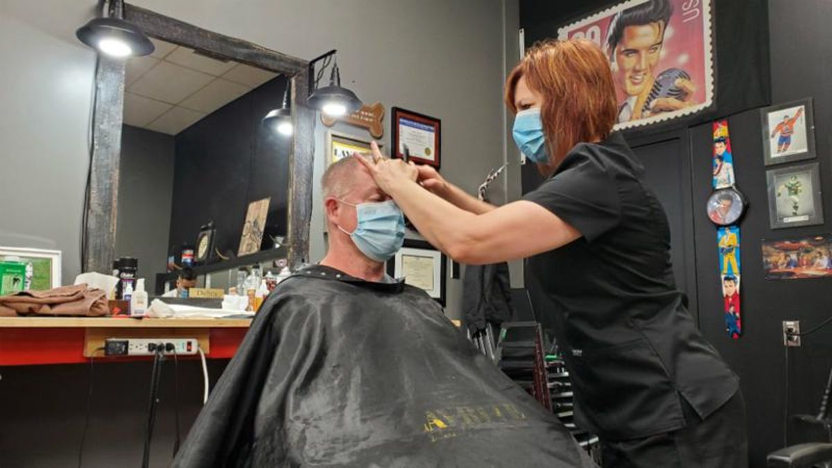 Fresh cuts as Battlefords salons and reopen battlefordsNOW