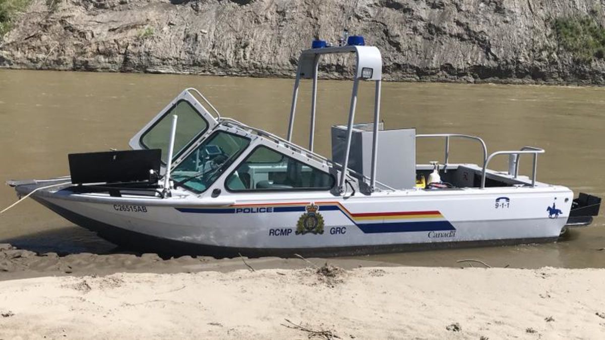 Alberta Fish & Wildlife and Parkland RCMP patrol local waterways