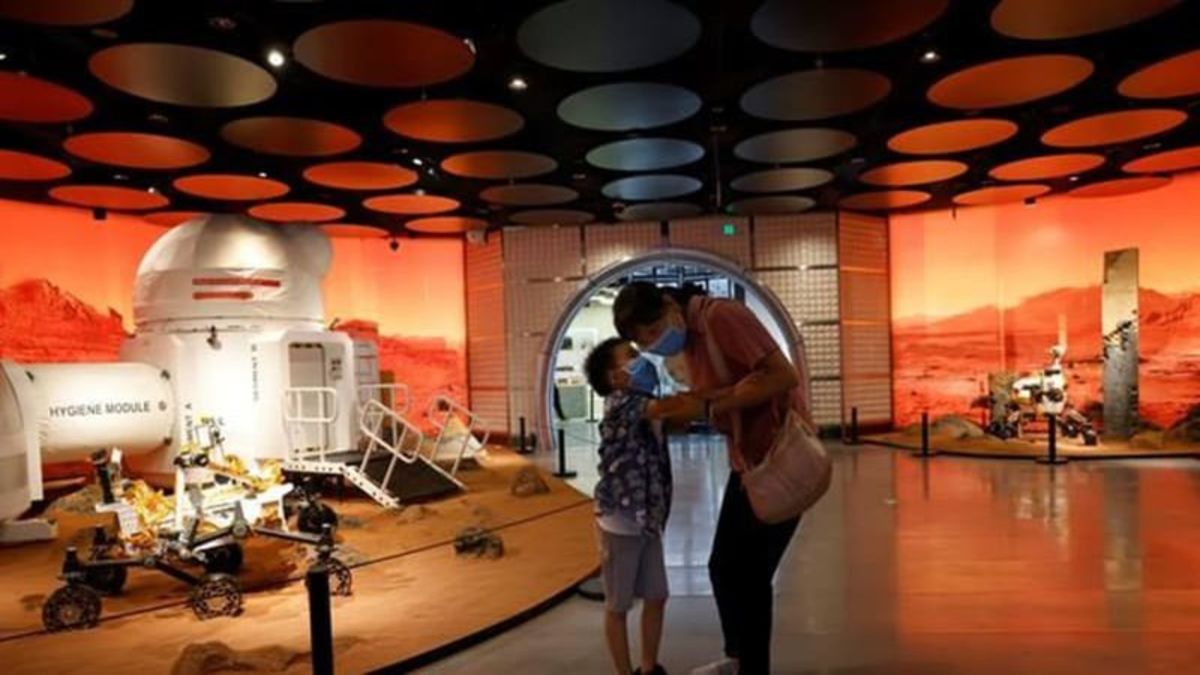 China launches ambitious attempt to land rover on Mars | northeastNOW