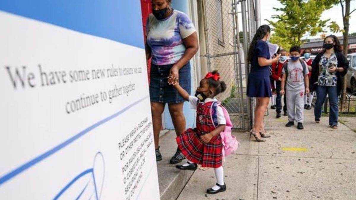 NYC again delays in-person learning for most students | CHAT News Today