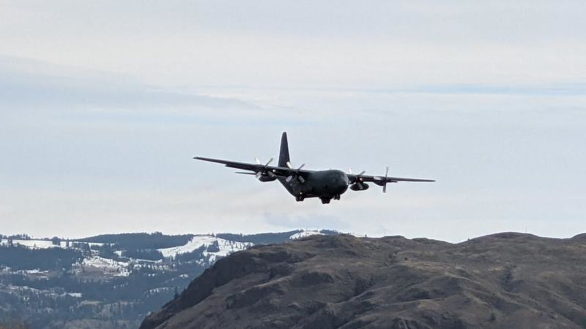 Rcaf Hercules Aircraft In Kamloops For Mountain Flying Training Monday