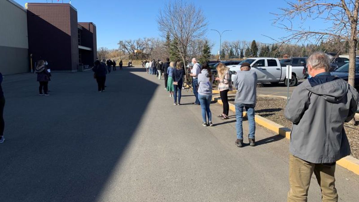 AHS adding staff to address long wait times at Lethbridge & Medicine