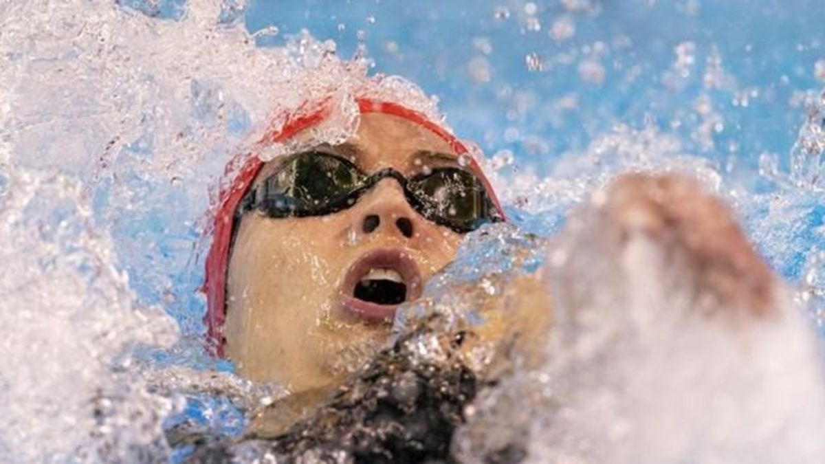 14-year-old Summer McIntosh wins again at Canadian Olympic swim trials