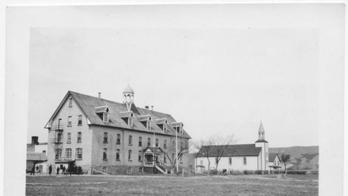 751 Unmarked Graves At Saskatchewan Residential School: First Nation ...