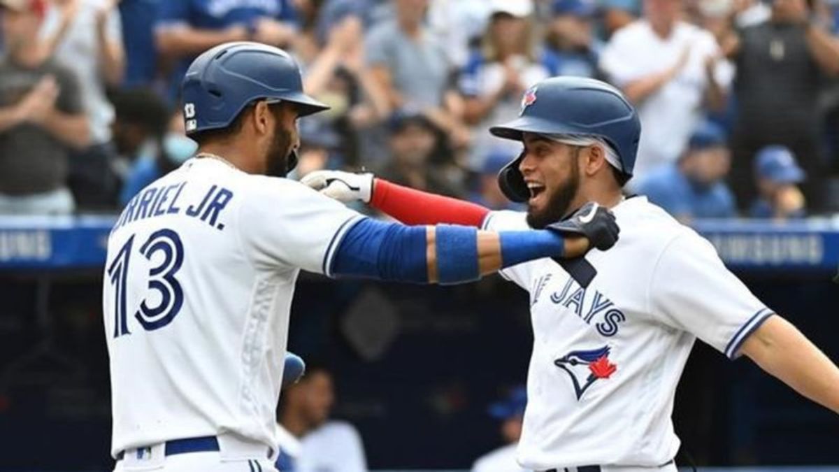 Guerrero Jr. and Jansen each hit 2-run HRs as the Blue Jays beat