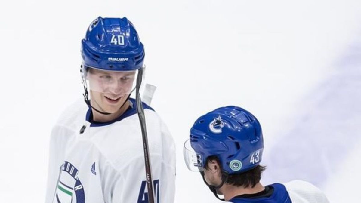 NHL: Canucks sign Pettersson, Hughes to multi-year contracts