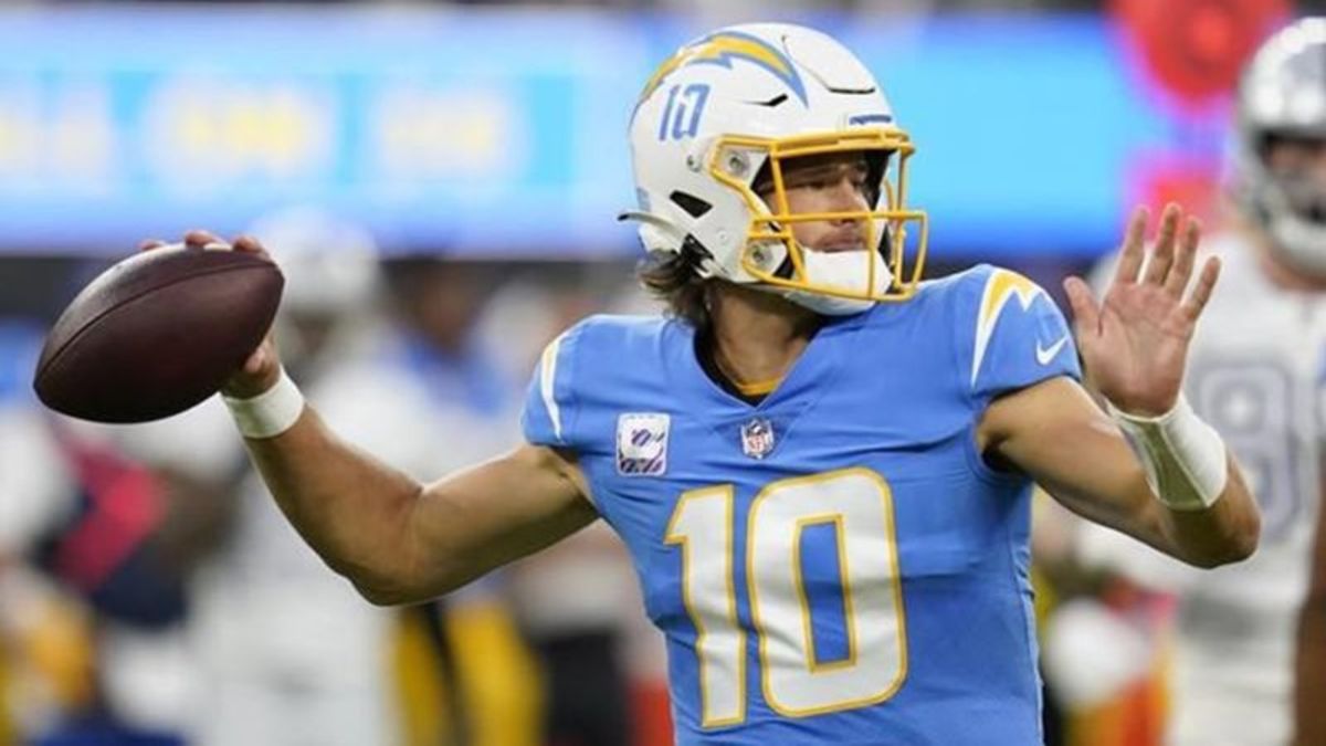 Chargers host Raiders looking to extend winning run for home team