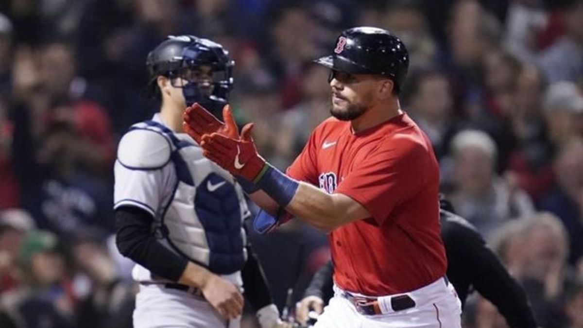 Bogaerts, Red Sox dent Cole, beat Yanks 6-2 in AL wild card