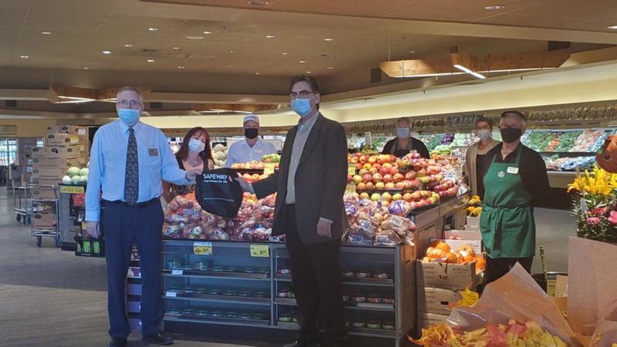 Local Store F R Food Nearly $15K donated to Food Bank from local grocery store | paNOW