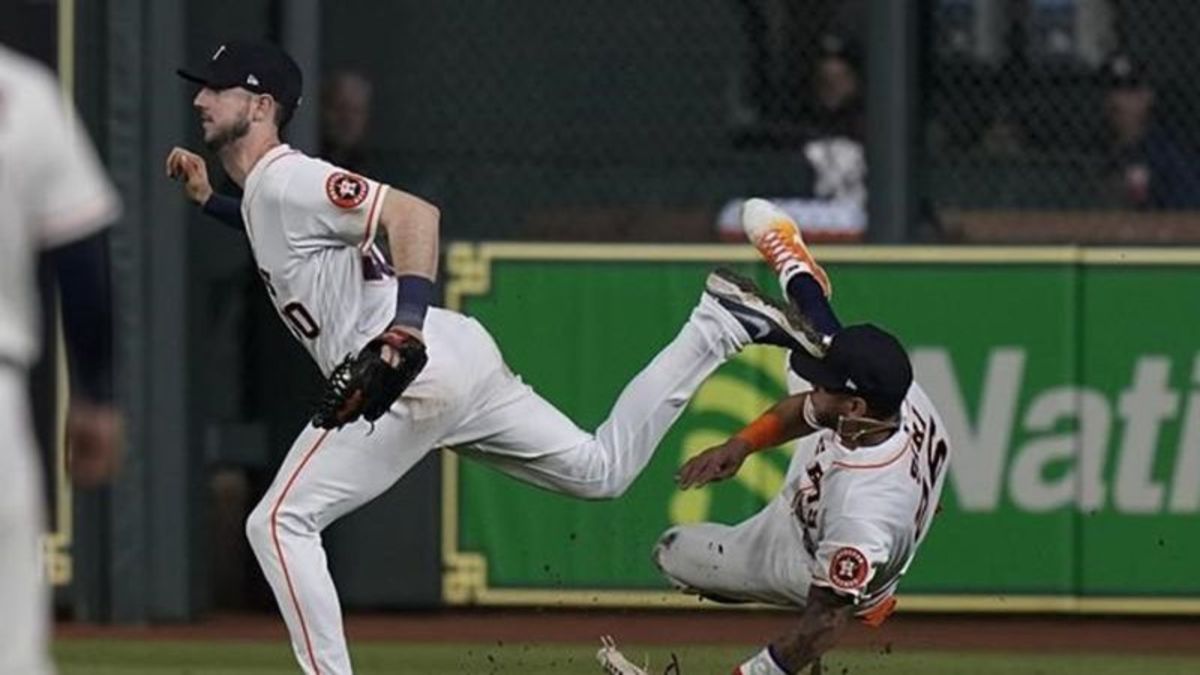 Astros romp past Dodgers for 1st title