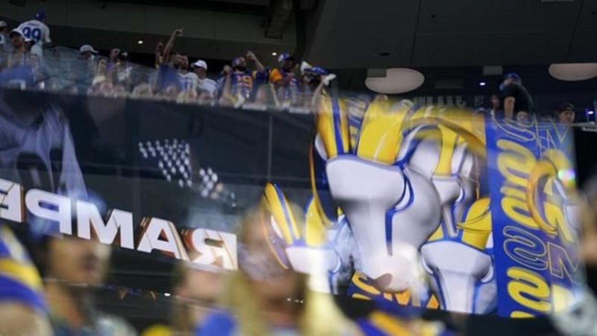 NFL to pay St. Louis $790 million over Rams move to Los Angeles