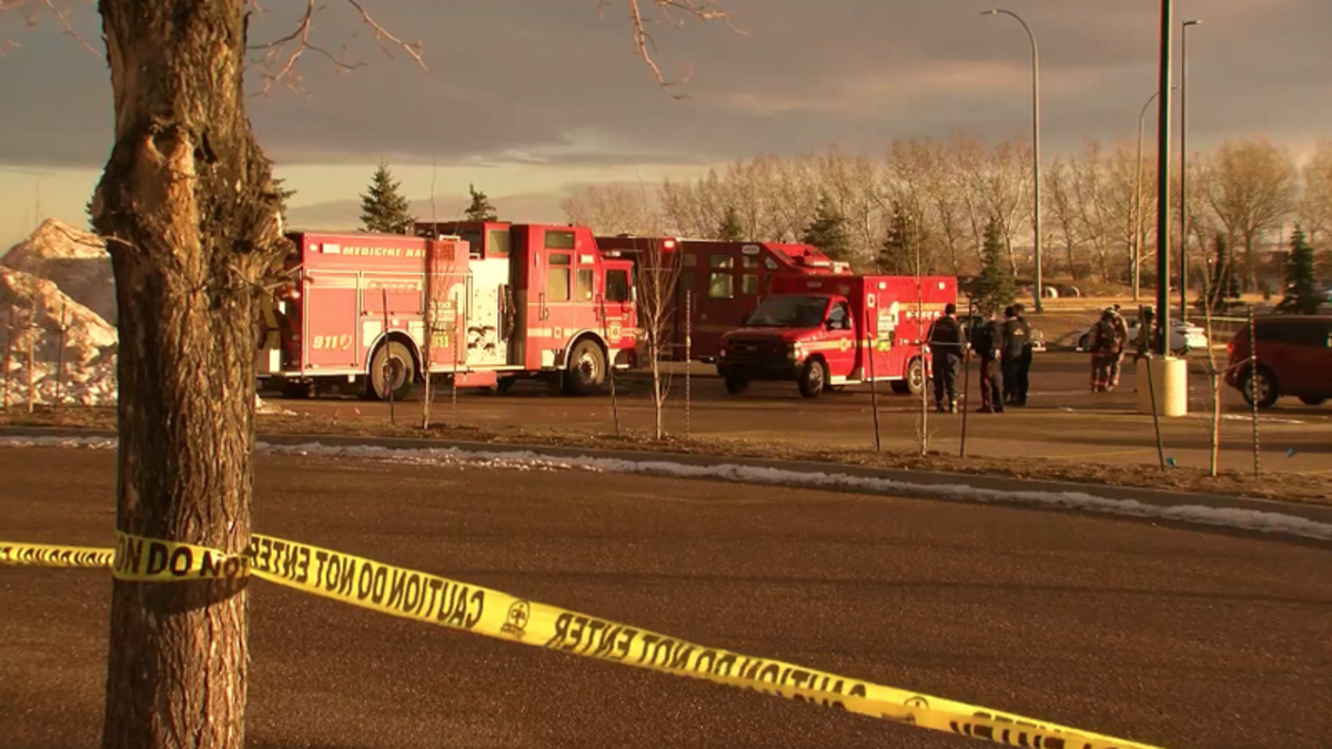 Walmart medicine hat store ab