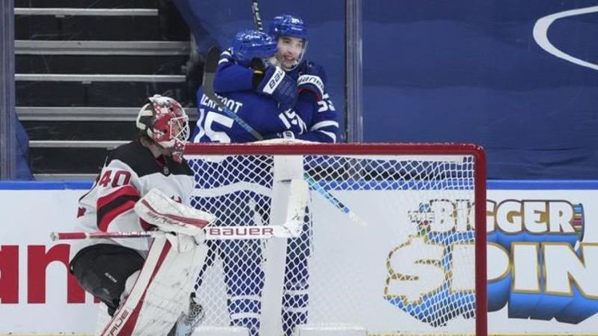 Matthews, Marner lift Maple Leafs to come-from-behind win over Devils