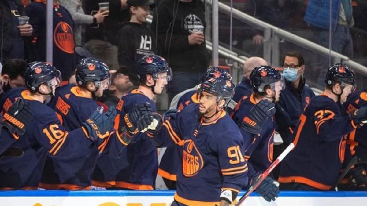 Evander Kane scores twice in Oilers’ 7-5 victory over the Detroit ...