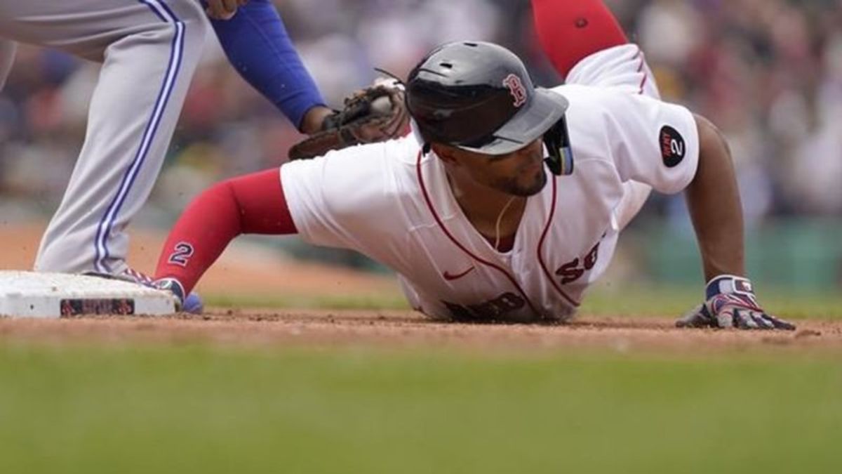 Boston Red Sox News: Xander Bogaerts, Trevor Story, Travis Shaw