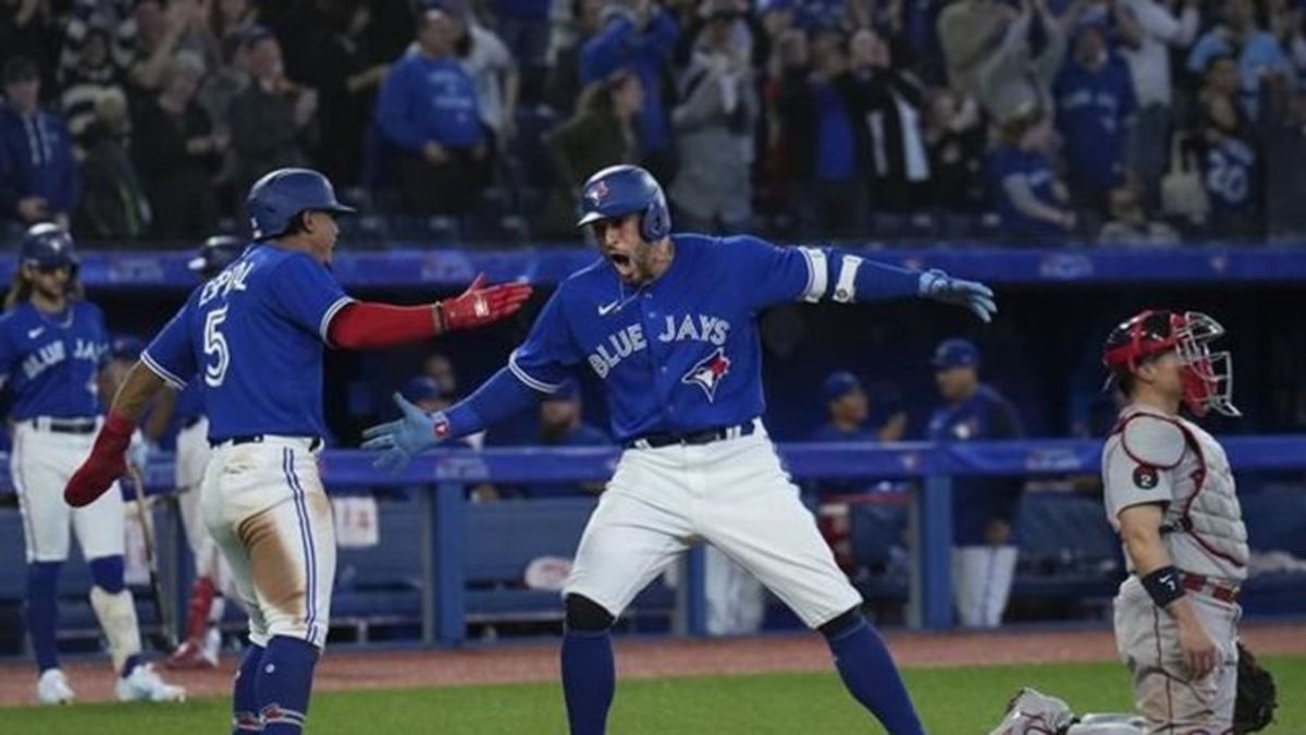 Toronto Blue Jays' Bradley Zimmer (7) steals second base as Boston