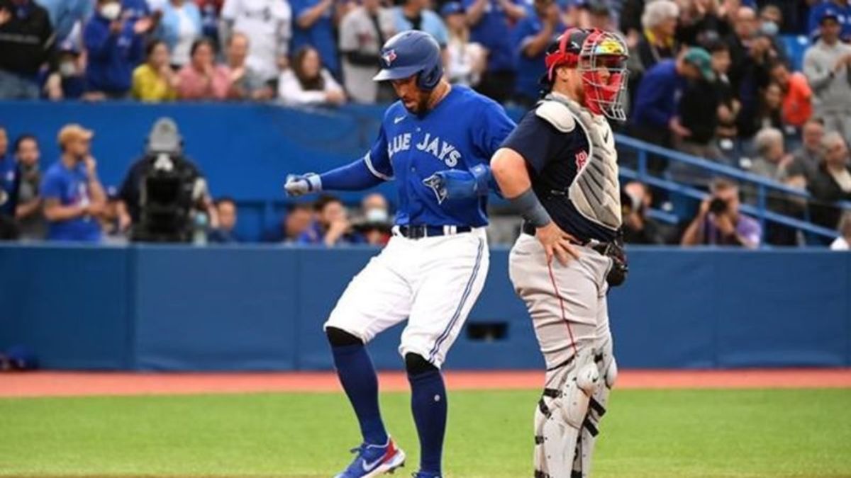 Blue Jays use Springer's solo homer and Gausman's 6 strikeouts to