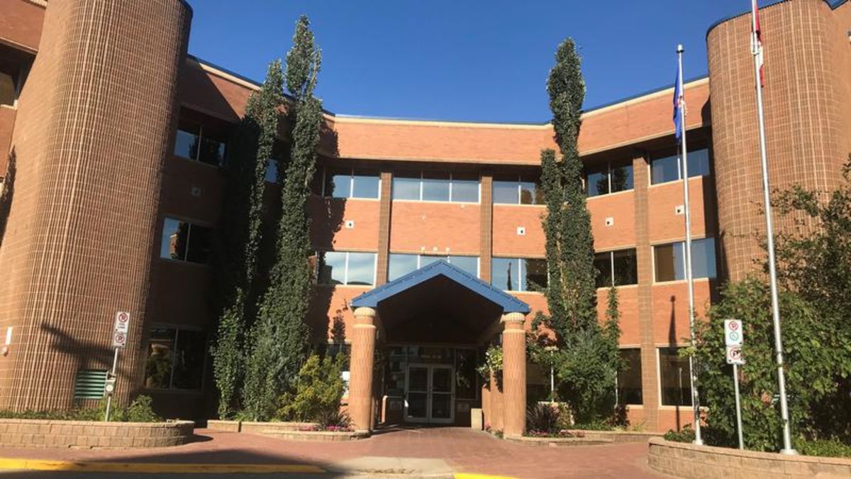 Local politicians from the Peace at the Alberta Municipalities