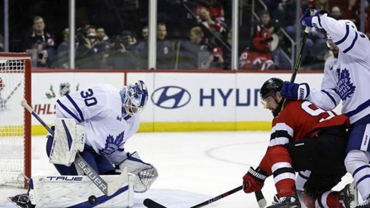 Devils' 13-game win streak halted in 2-1 loss to Maple Leafs - Seattle  Sports