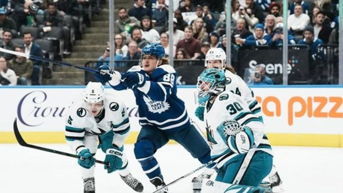 Pierre Engvall lifts Leafs over Sharks - The Rink Live