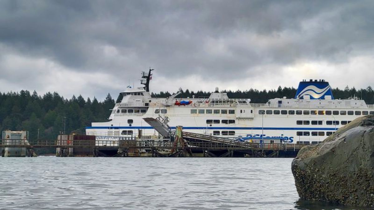 Sailing Cancellations Start As High Winds Sweep Across Central Island ...