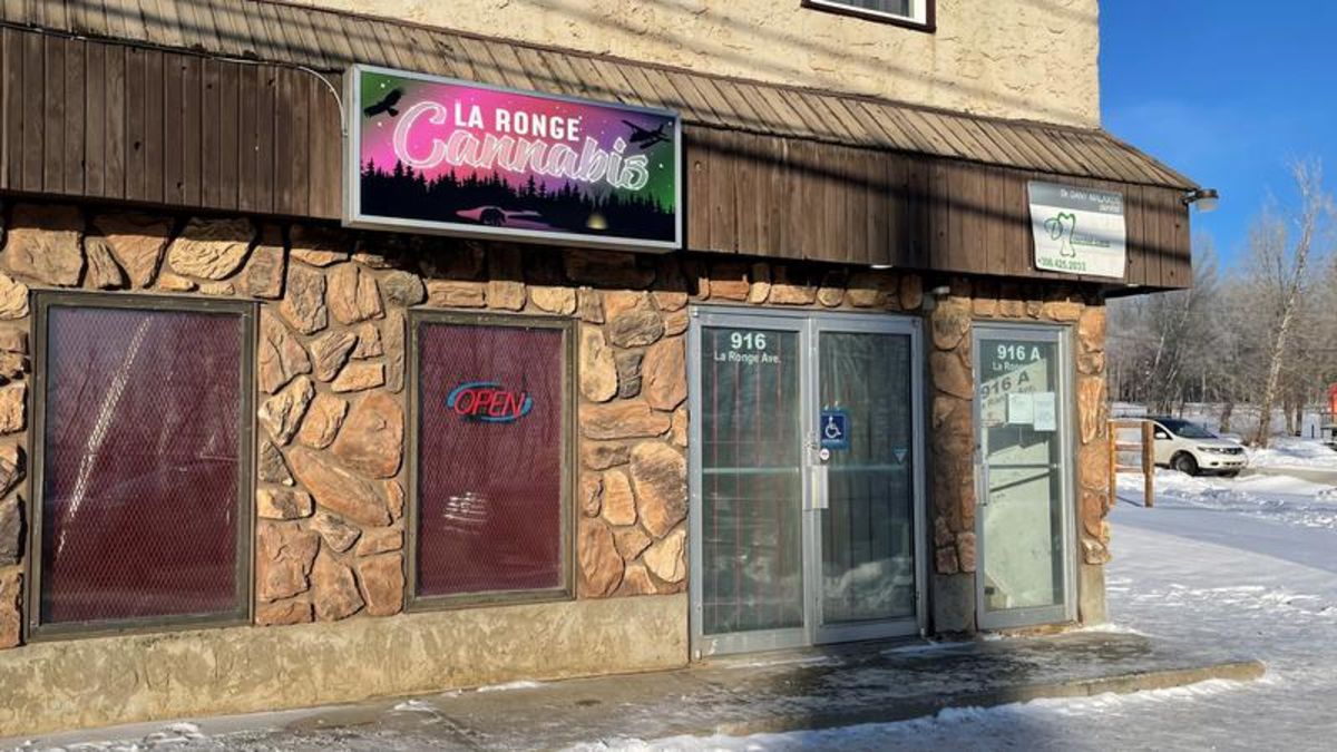 Second pot shop opens in La Ronge larongeNOW