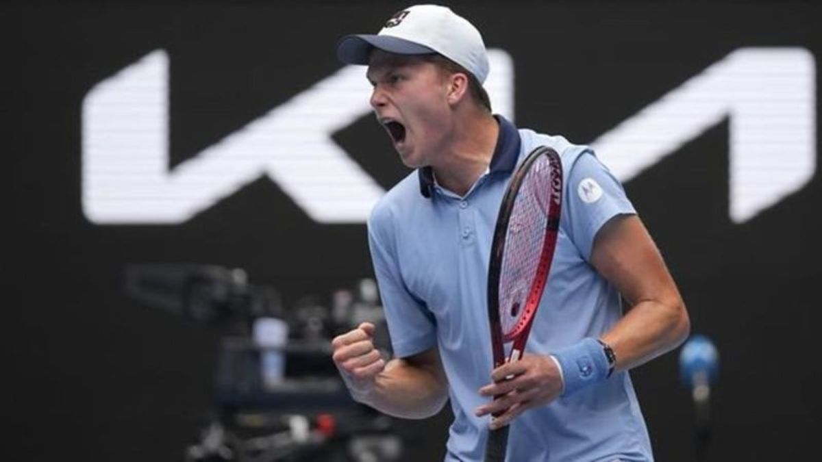 American Jenson Brooksby tops No. 2 Ruud at Australian Open