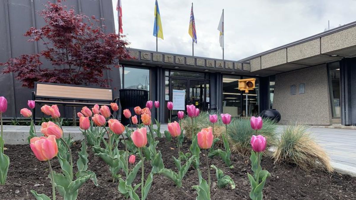 Council to decide plans for new features at City Hall Vernon Matters