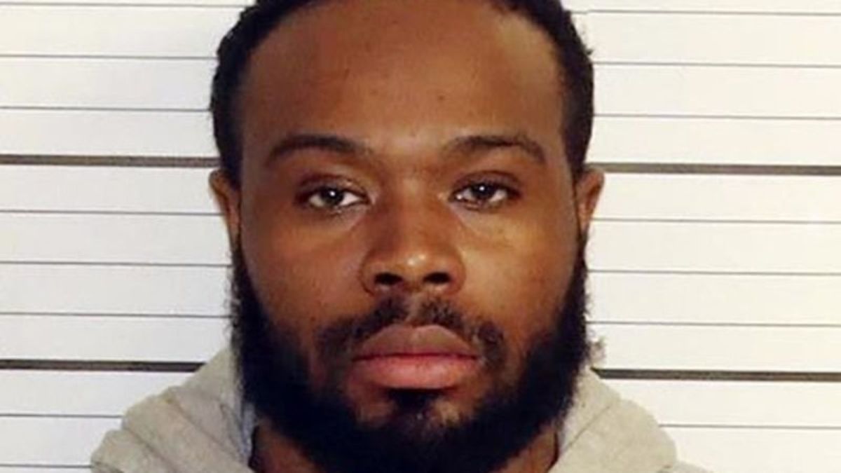 1st officer in Nichols arrest accused of brutality as jailer | CHAT ...