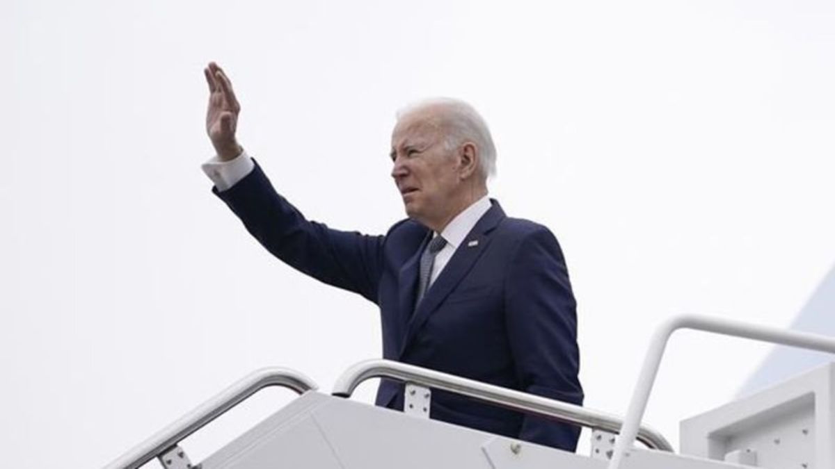 Biden Angers Climate Activists By Approving Controversial Oil, Gas ...