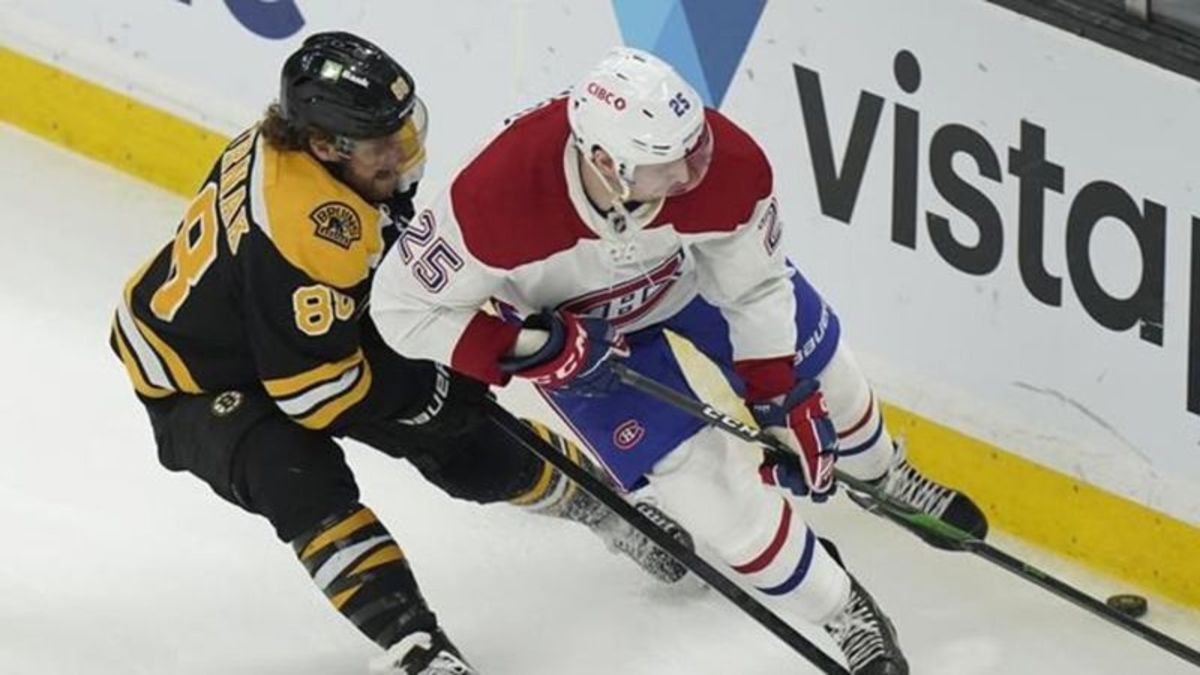 Bruins clinch Atlantic Division with 2-1 win over Tampa Bay