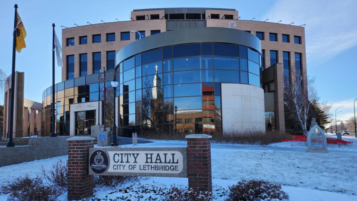 City of Lethbridge water with “offsmelling odour” safe to consume