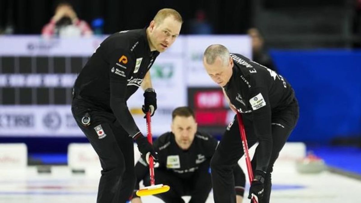 Canada’s Gushue Defeats Japan’s Yanagisawa At World Men’s Curling ...