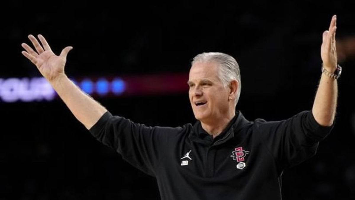 UConn Wins March Madness With 76-59 Smothering Of SDSU | Rdnewsnow.com