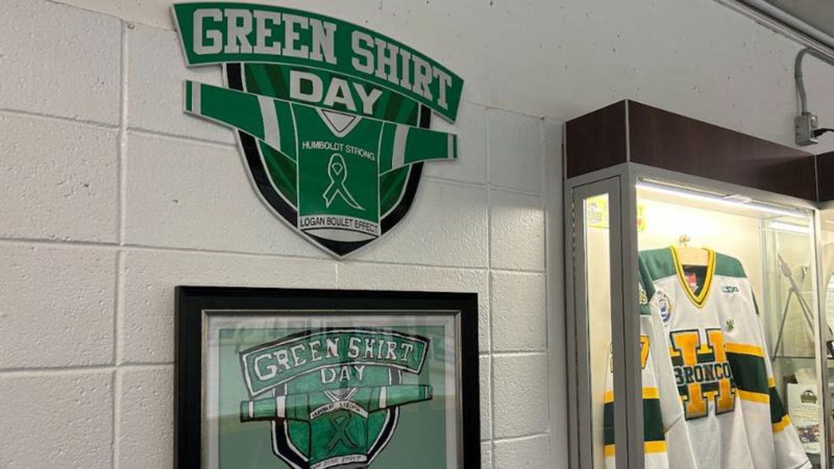 Green Shirt Day, inspired by late Humboldt Bronco, inspires people to  become organ donors