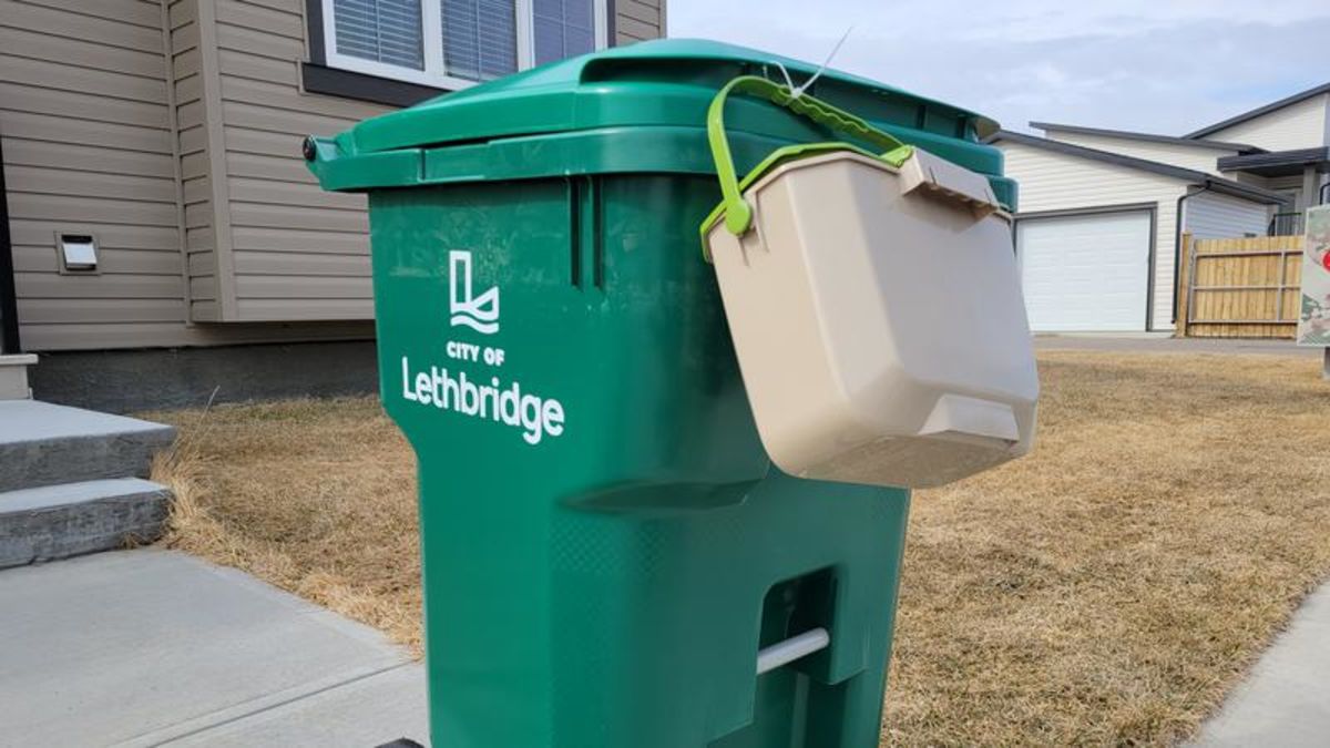 City of Lethbridge begins phase two of green cart rollout Lethbridge