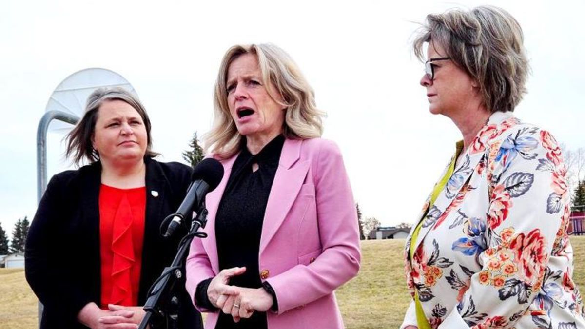NDP Make Red Deer Schools Announcement Slam Premier For Health Care NDP Make Red Deer Schools Announcement Slam Premier For Health Care