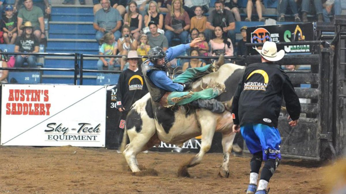 51st Kinsmen Rodeo kicks off in North Battleford | battlefordsNOW
