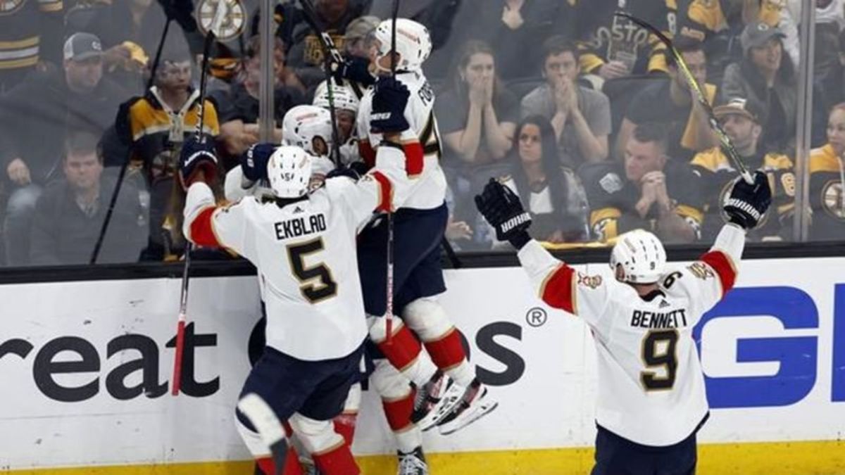 Avalanche bury Bruins to record best season start since move from