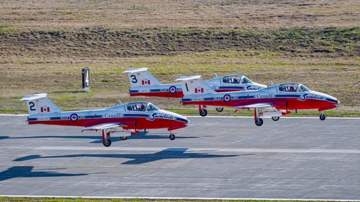 Snowbirds training wrapping up in Comox Valley ahead of summer tour