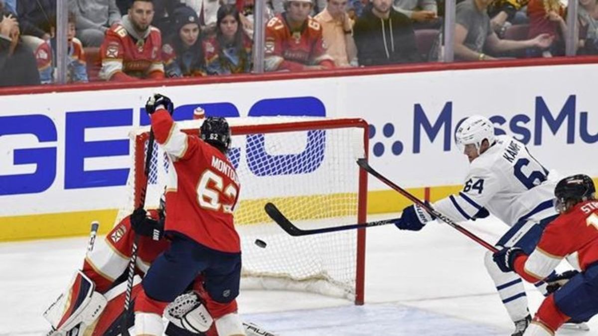 Panthers beat Leafs in Game 1; Knies scores first NHL goal