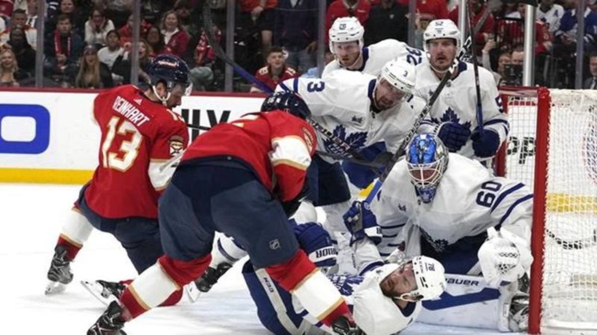Maple Leafs avoid sweep, force series against Panthers back to Toronto