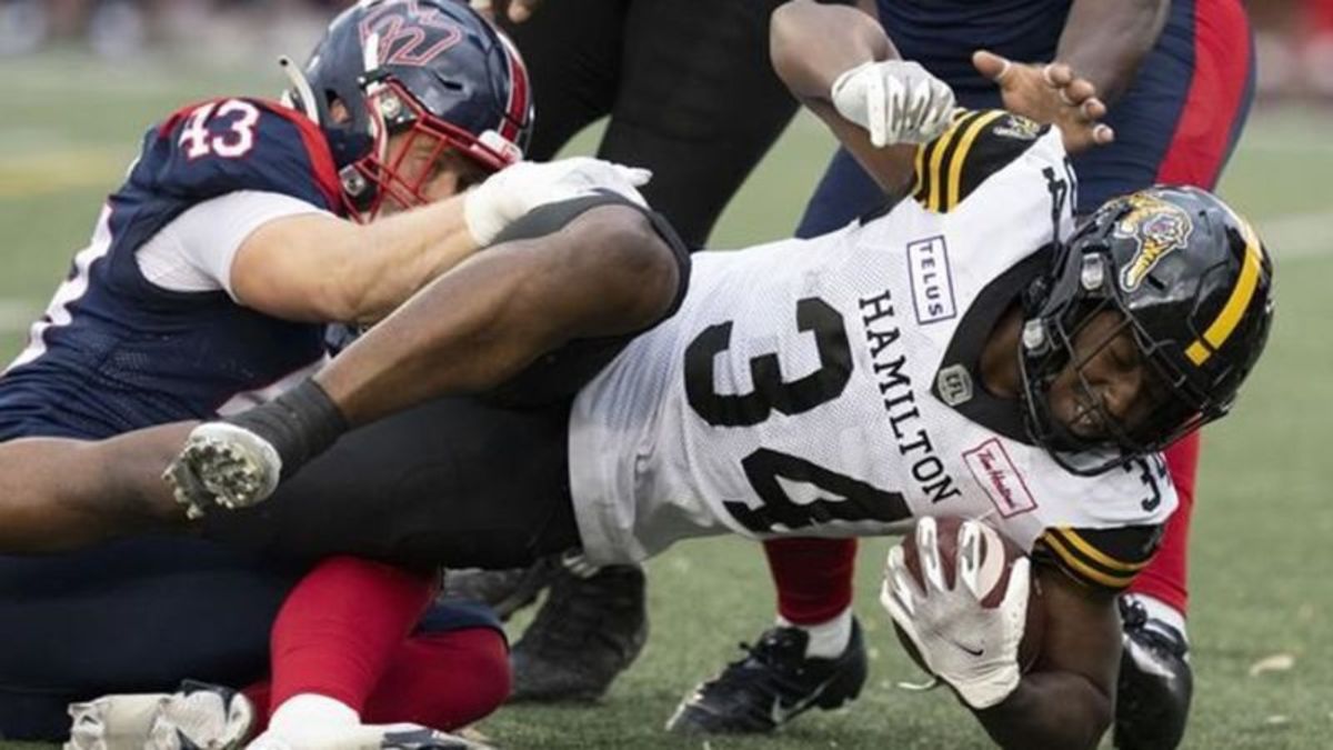 Trevor Harris leads Redblacks to victory against Tiger-Cats in CFL's East  Final - Hamilton