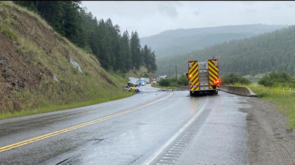 One person dead following headon crash on Highway 97 near Monte Lake