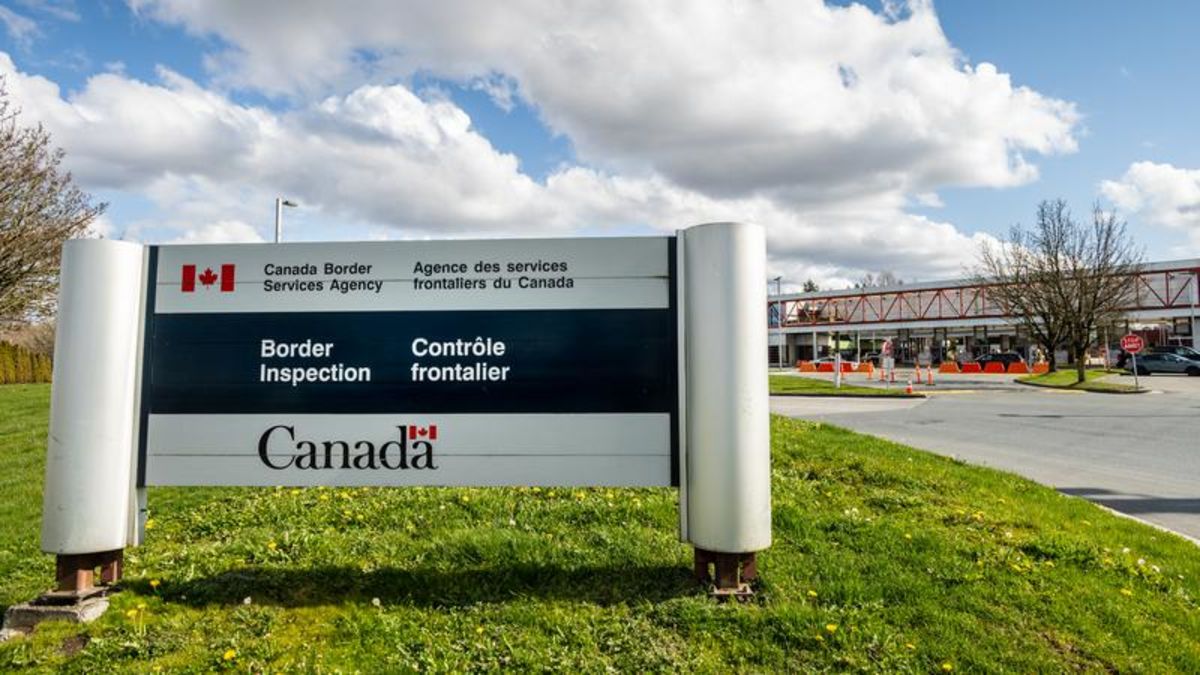 CBSA officers seize firearms at Carway border crossing Lethbridge
