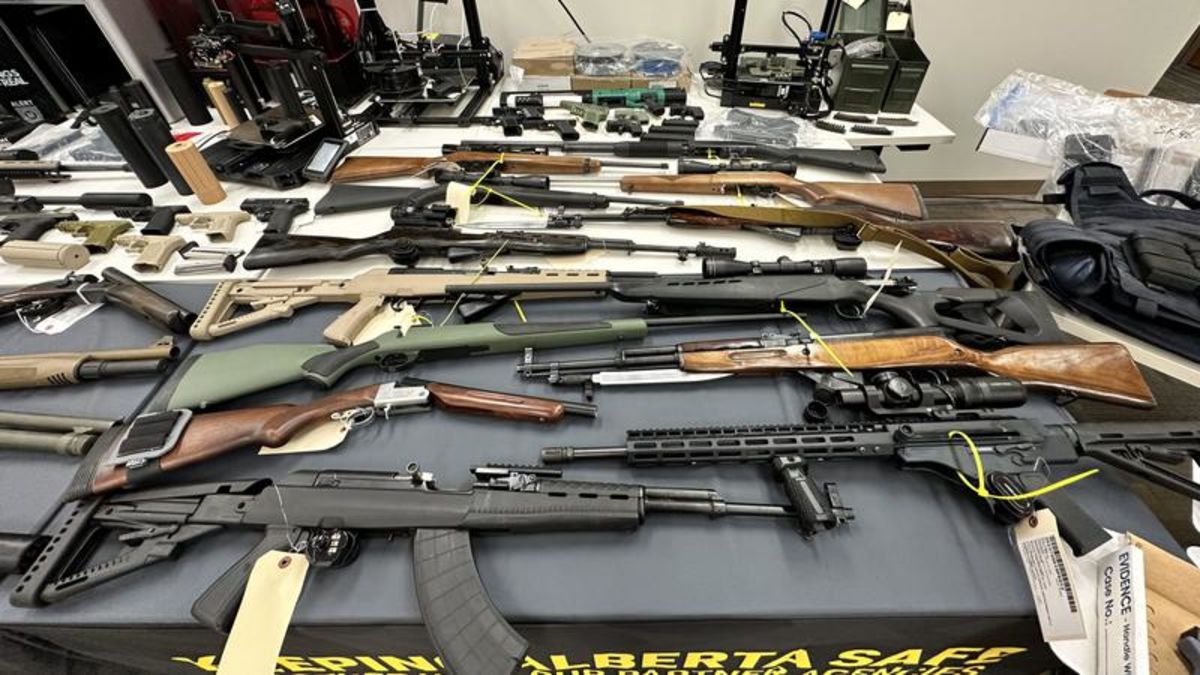 UPDATE: ALERT says nearly 100 3D-printed guns seized in Alberta during ...