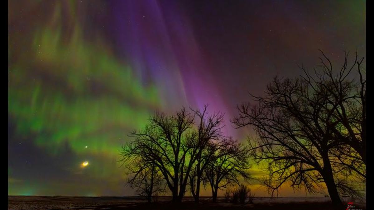 Aurora borealis may light up sky during early morning hours later this