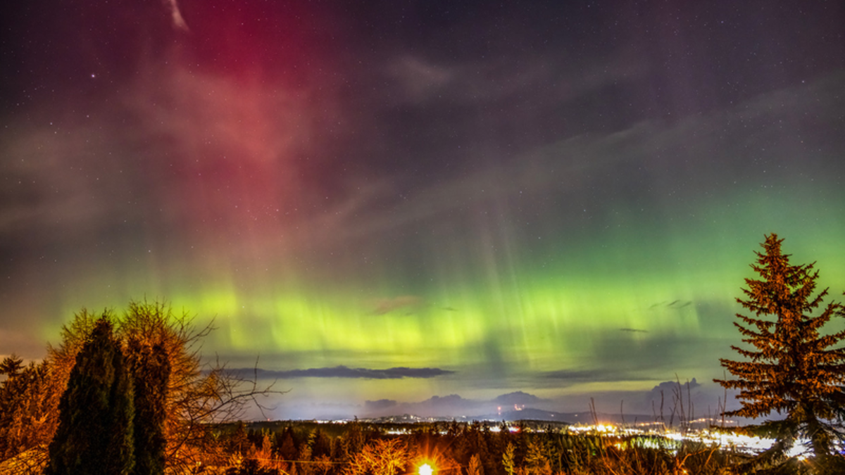 Eyes to the nighttime sky as northern lights expected to make a