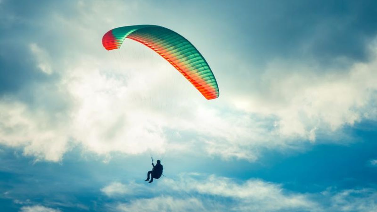 Police investigating paraglider death | Vernon Matters